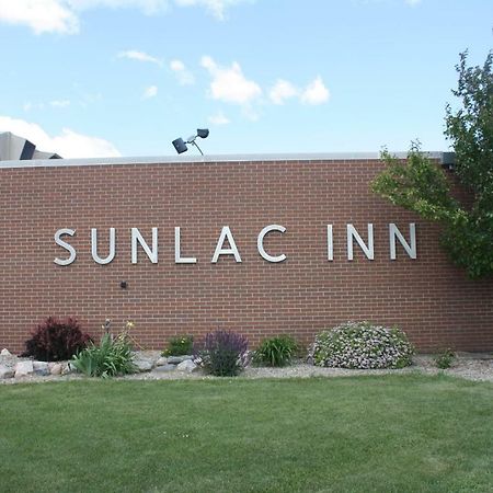 Sunlac Inn Lakota Экстерьер фото