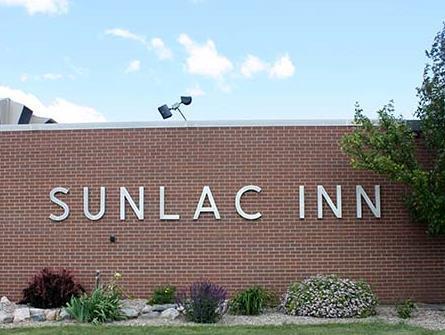 Sunlac Inn Lakota Экстерьер фото