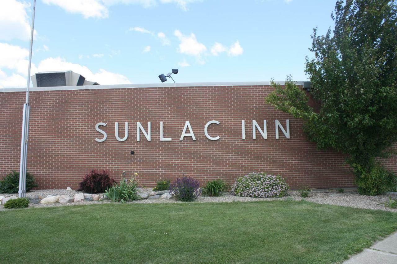 Sunlac Inn Lakota Экстерьер фото
